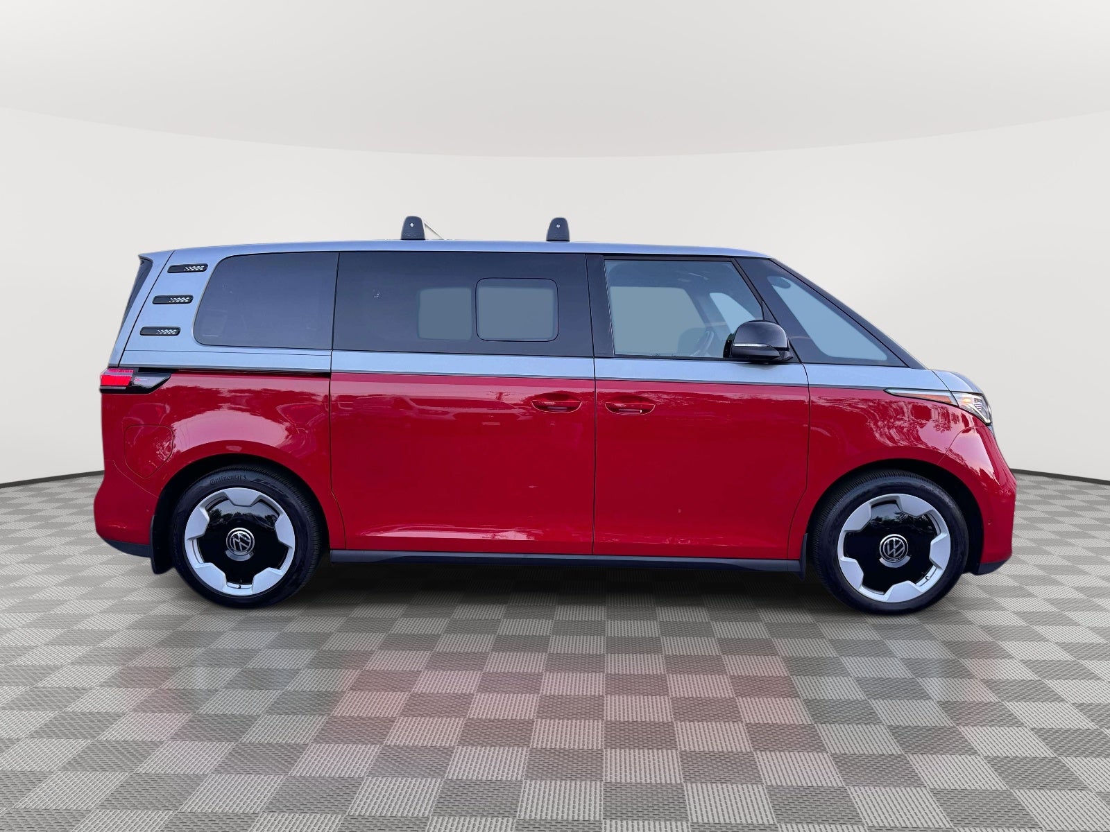 2025 Volkswagen ID. Buzz Pro S Plus with 4MOTION
