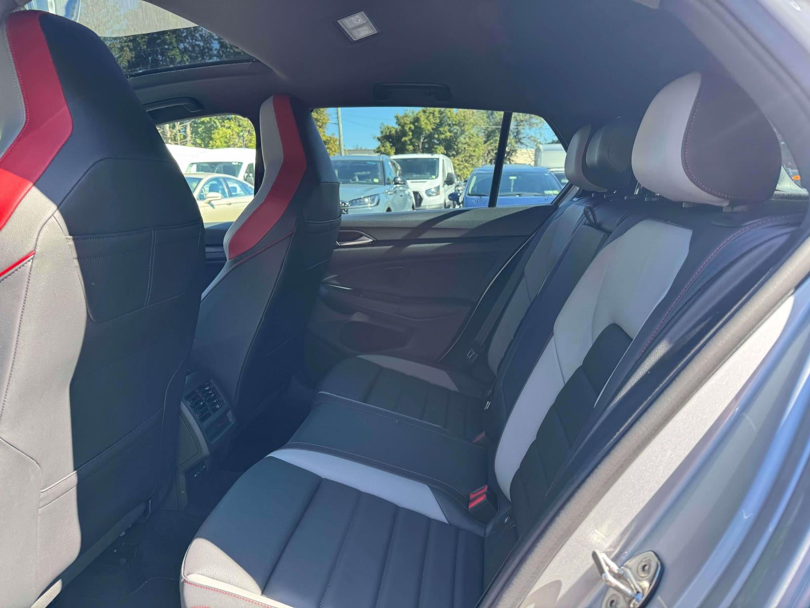 2023 Volkswagen Golf GTI 2.0T SE