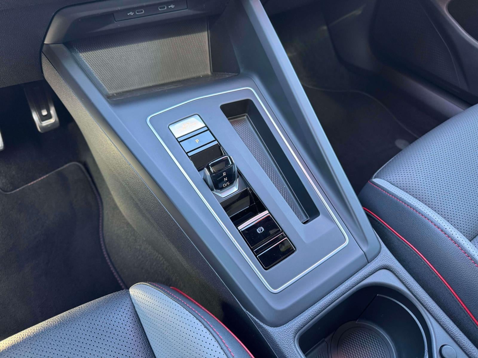 2023 Volkswagen Golf GTI 2.0T SE