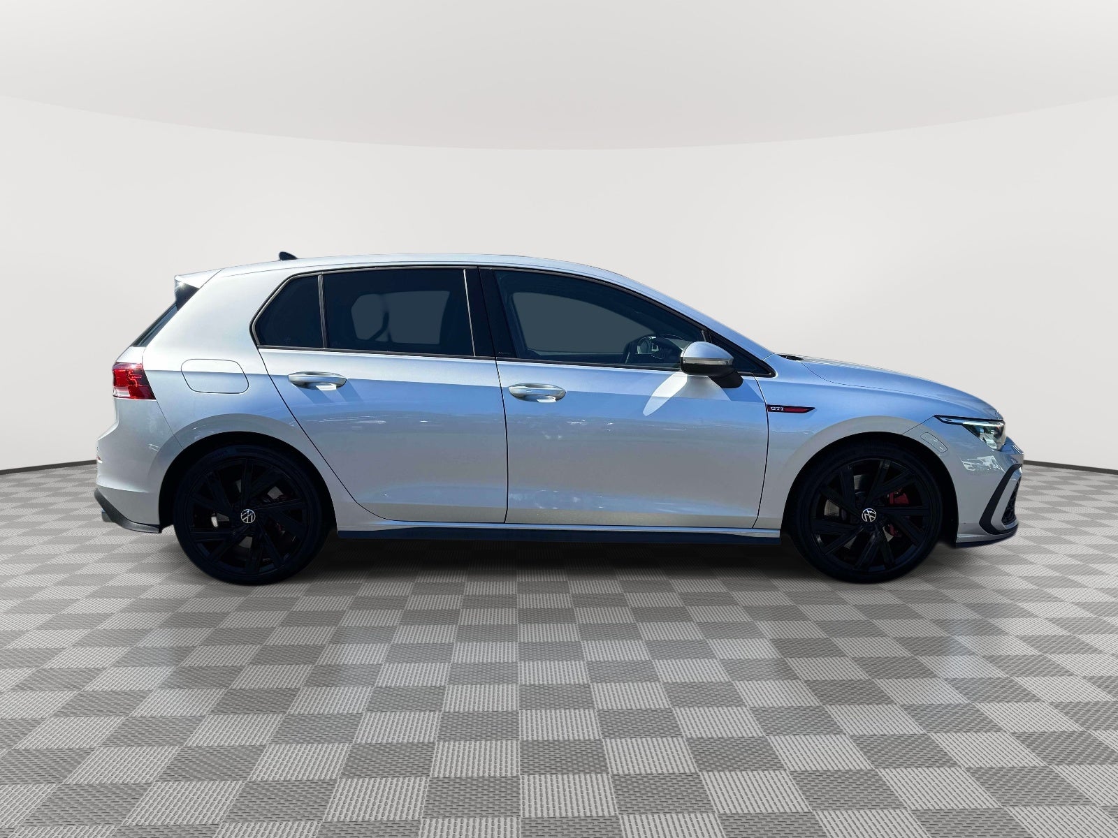 2023 Volkswagen Golf GTI 2.0T SE