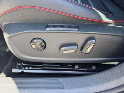 2023 Volkswagen Golf GTI 2.0T SE