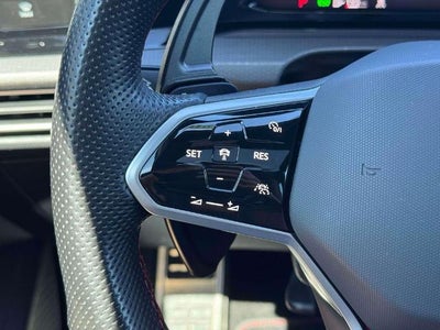 2023 Volkswagen Golf GTI 2.0T SE