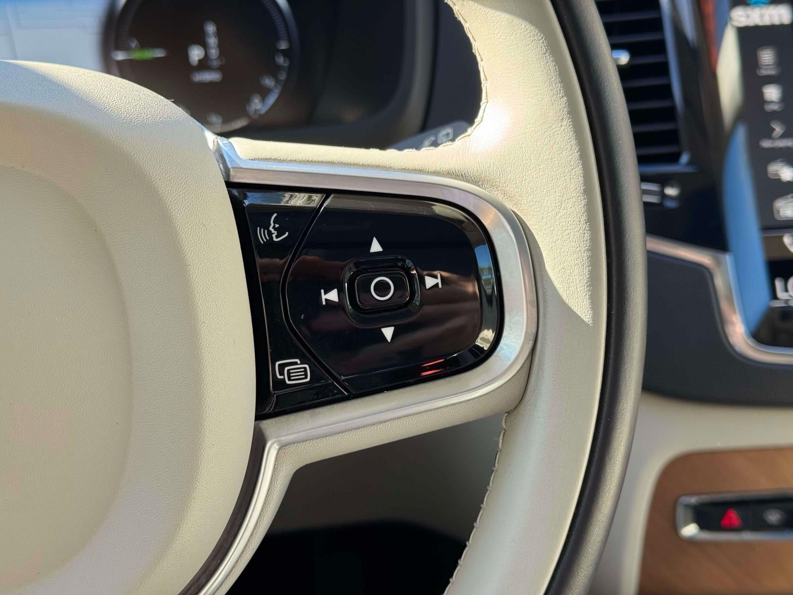 2022 Volvo XC90 Recharge Plug-In Hybrid T8 Inscription Expression Extended Range 7P