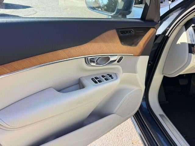 2022 Volvo XC90 Recharge Plug-In Hybrid T8 Inscription Expression Extended Range 7P