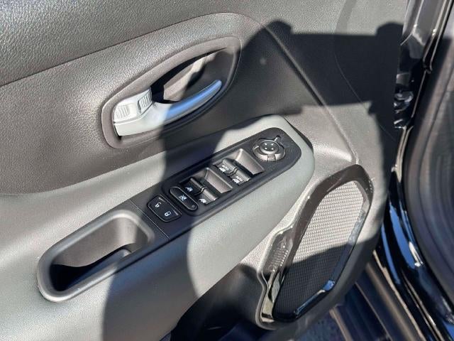 2023 Jeep Renegade Altitude 4x4