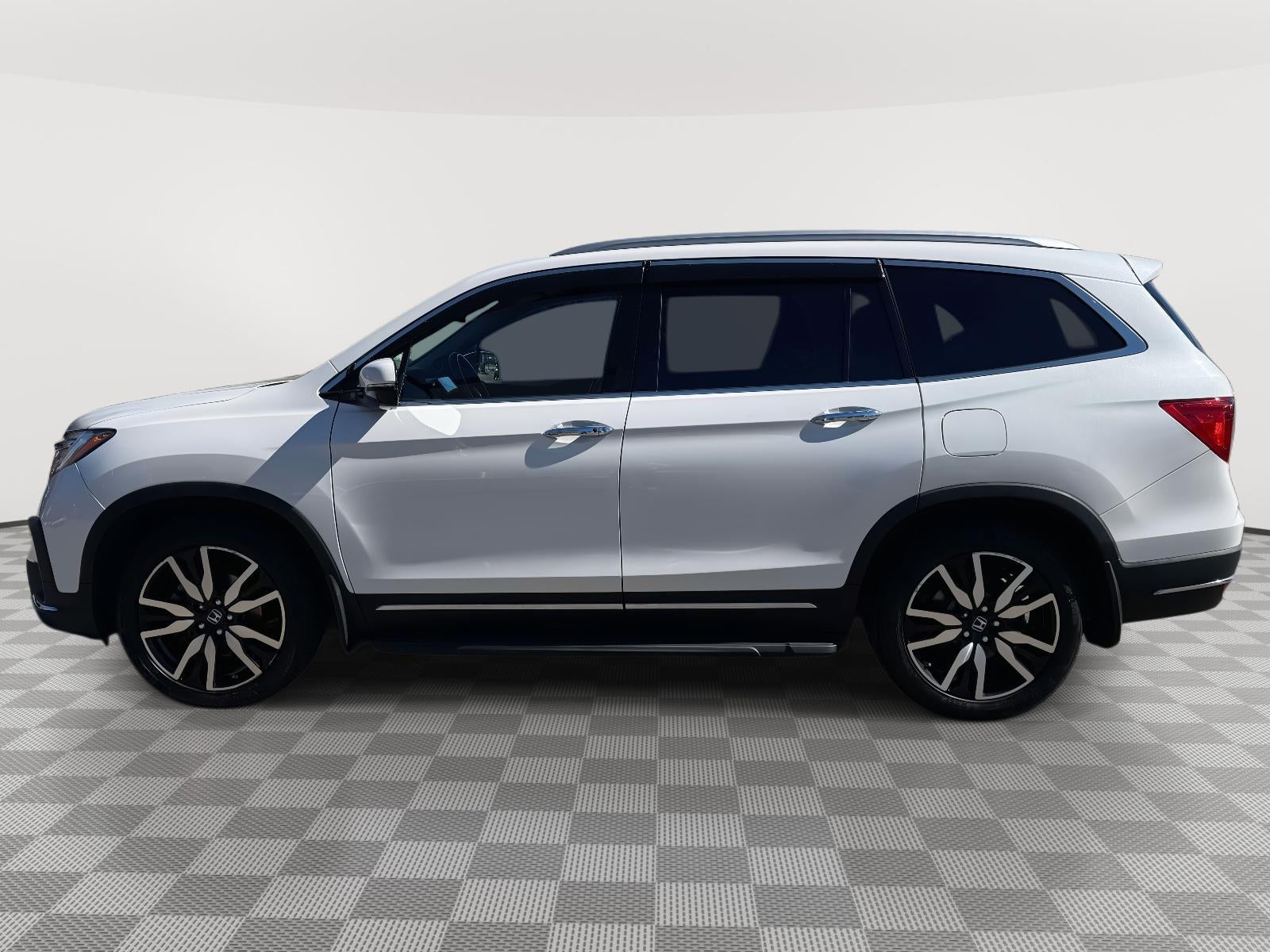 2021 Honda Pilot AWD Touring 8 Passenger
