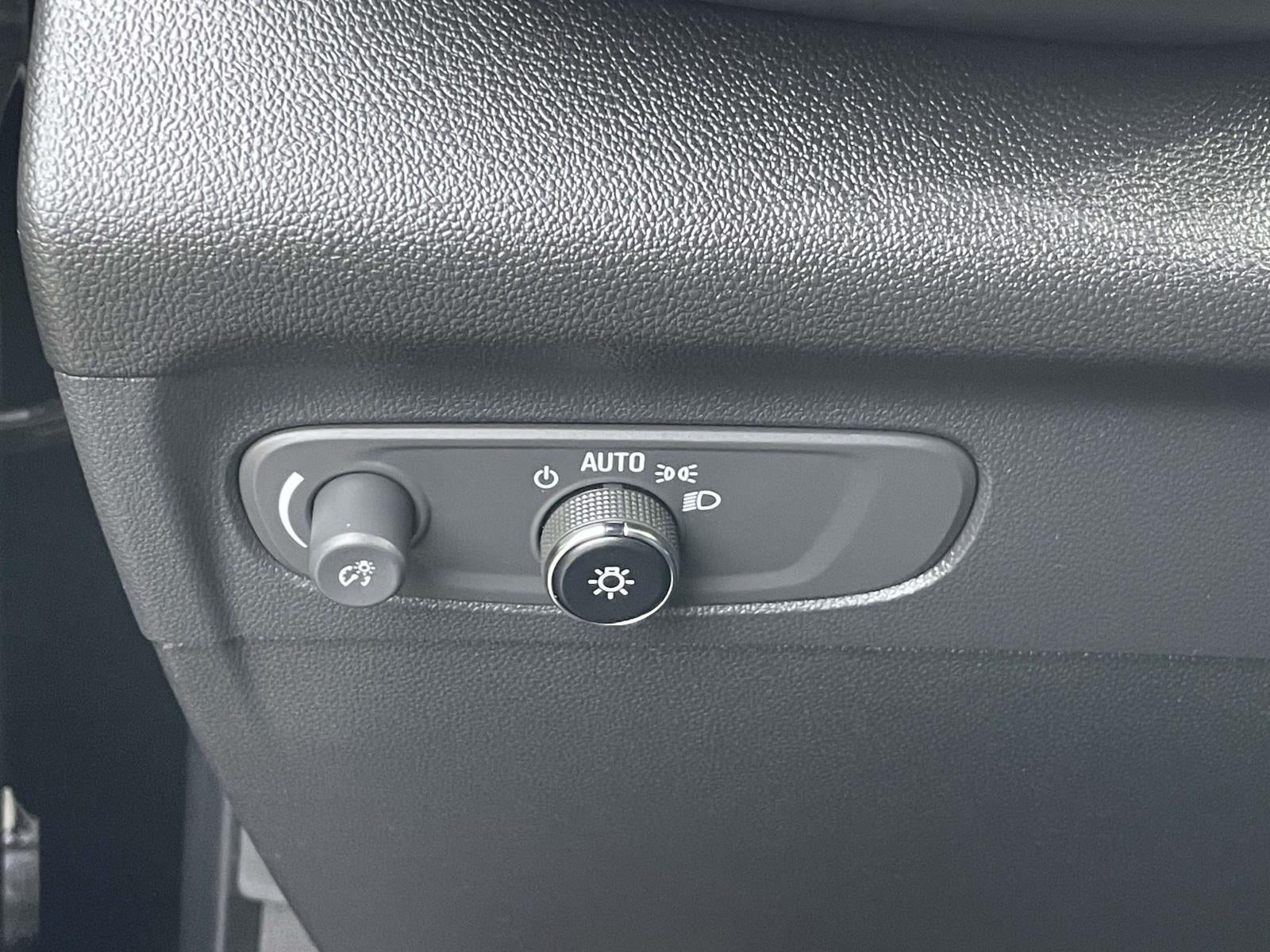 2023 Buick Envision Essence AWD