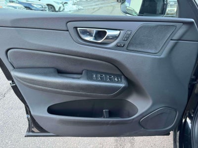 2020 Volvo XC60 T5 Momentum
