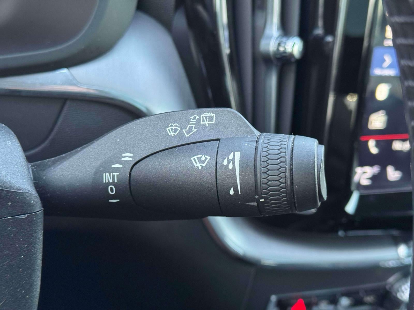 2020 Volvo XC60 T5 Momentum