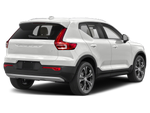 2022 Volvo XC40 T5 Momentum