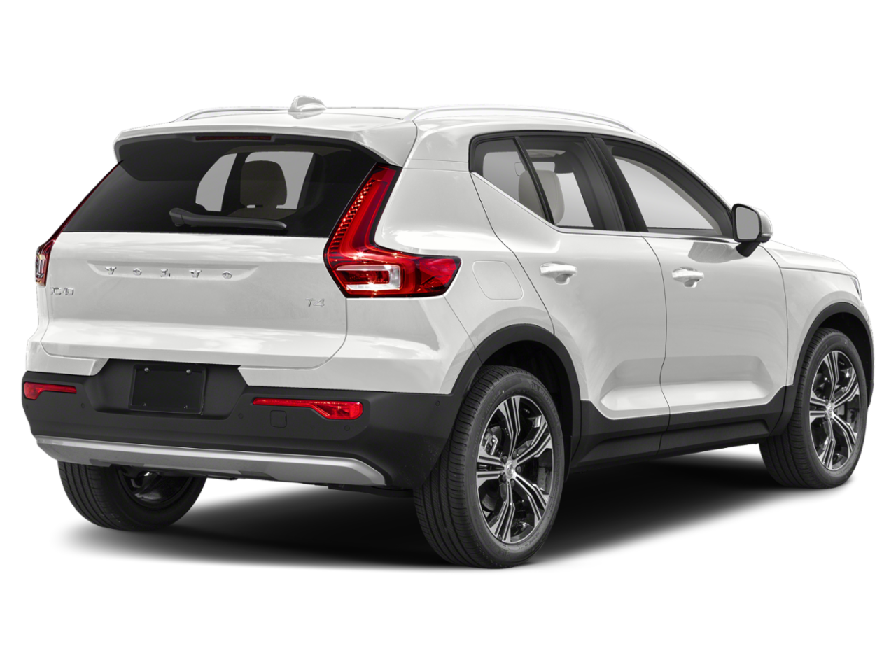2022 Volvo XC40 T5 Momentum