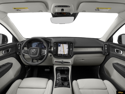 2022 Volvo XC40 T5 Momentum