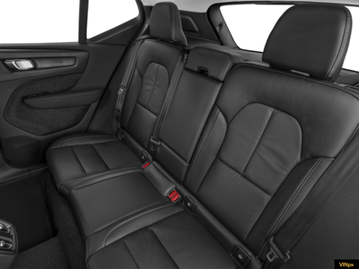 2023 Volvo XC40 B5 Ultimate Bright Theme