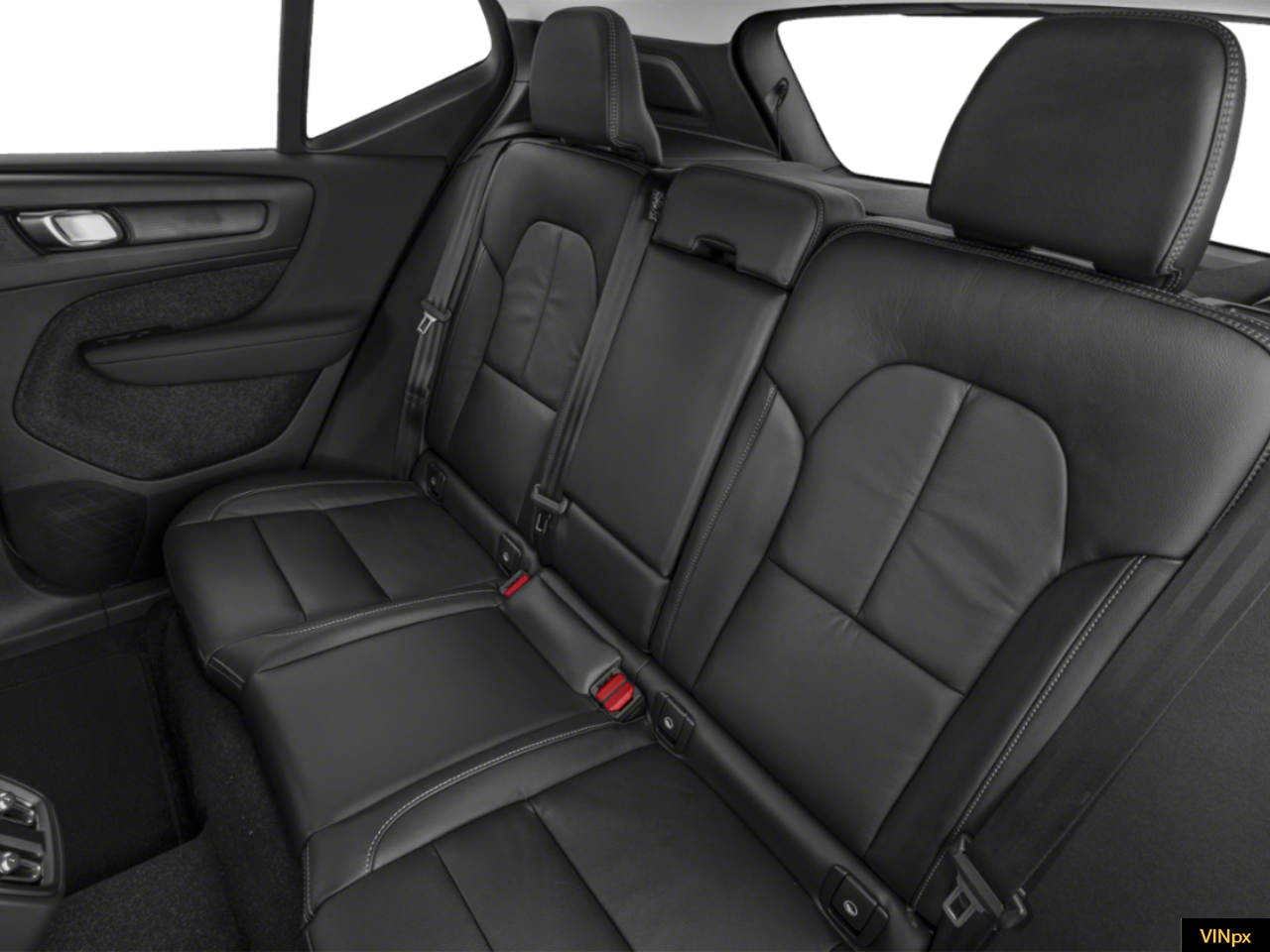 2023 Volvo XC40 B5 Ultimate Bright Theme