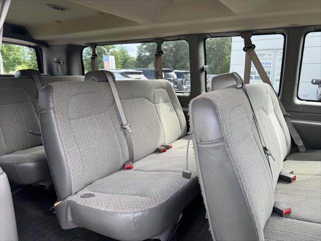 2019 Chevrolet Express Passenger 3500 LT