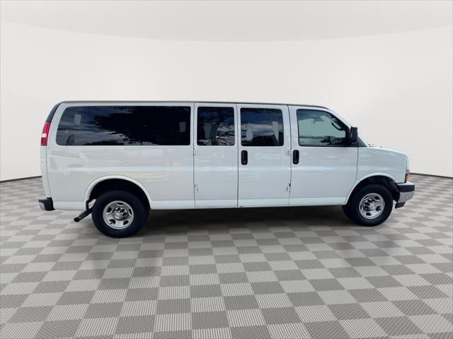 2019 Chevrolet Express Passenger 3500 LT