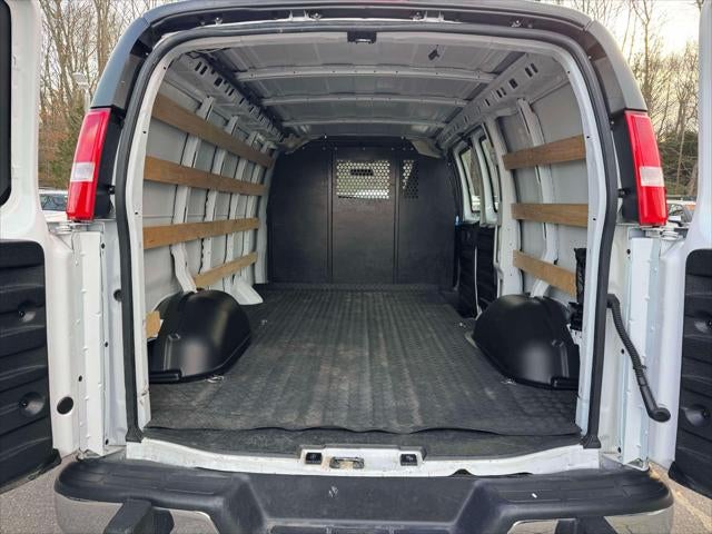 2024 GMC Savana Cargo 2500 Work Van