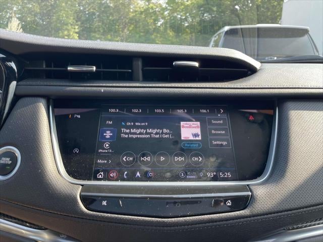 2022 Cadillac XT5 Sport