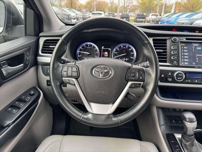 2017 Toyota Highlander Limited