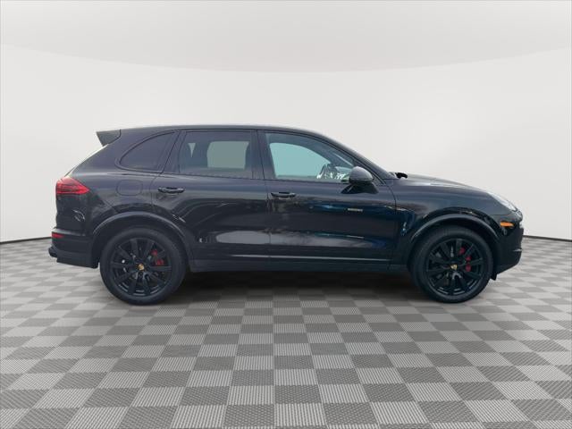 2016 Porsche Cayenne S