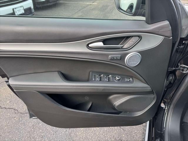 2023 Alfa Romeo Stelvio Veloce