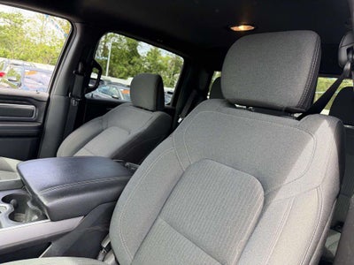 2022 RAM 1500 Big Horn Crew Cab 4x4 57' Box