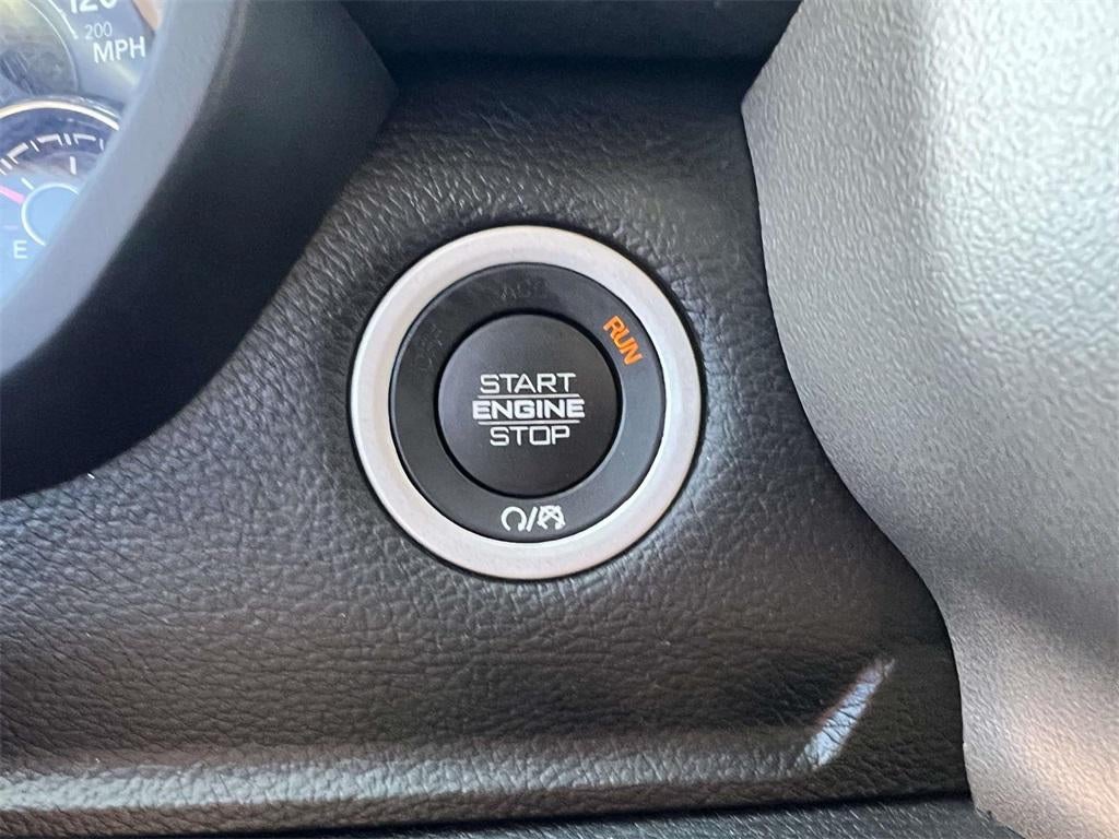 2021 RAM 1500 Laramie Crew Cab 4x4 57' Box