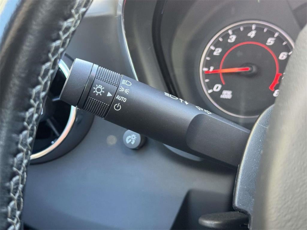 2021 Chevrolet Camaro RWD Coupe 1LS