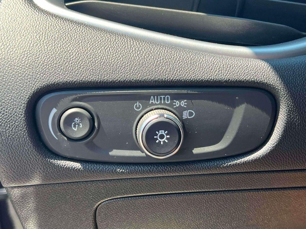 2022 Chevrolet Malibu FWD RS