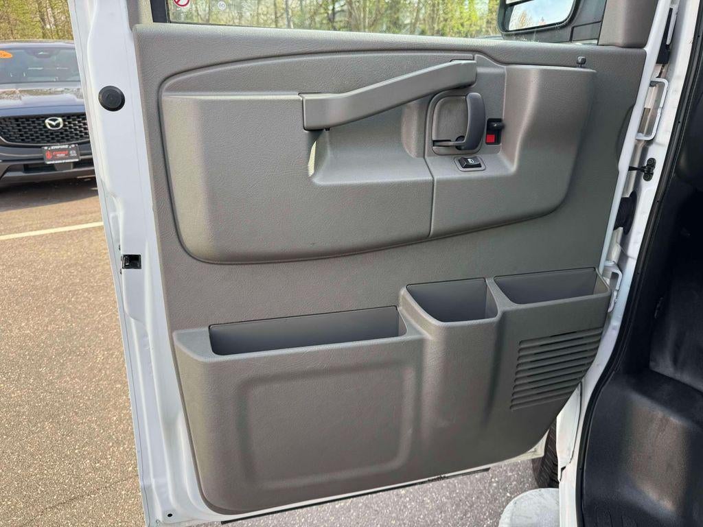 2023 Chevrolet Express Cargo RWD 2500 Regular Wheelbase WT