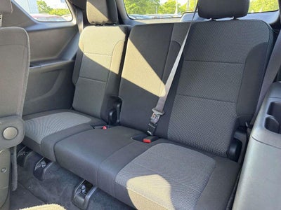 2023 Chevrolet Traverse FWD LT Cloth