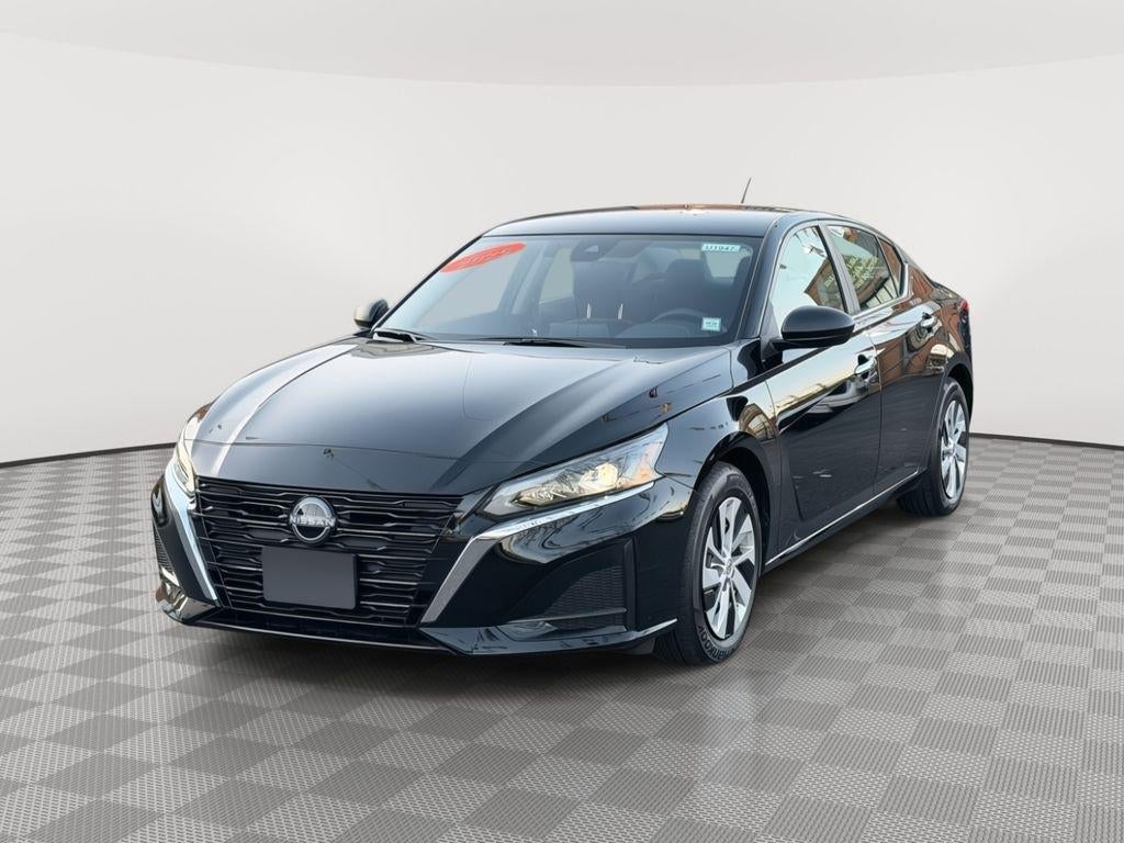 2025 Nissan Altima S FWD