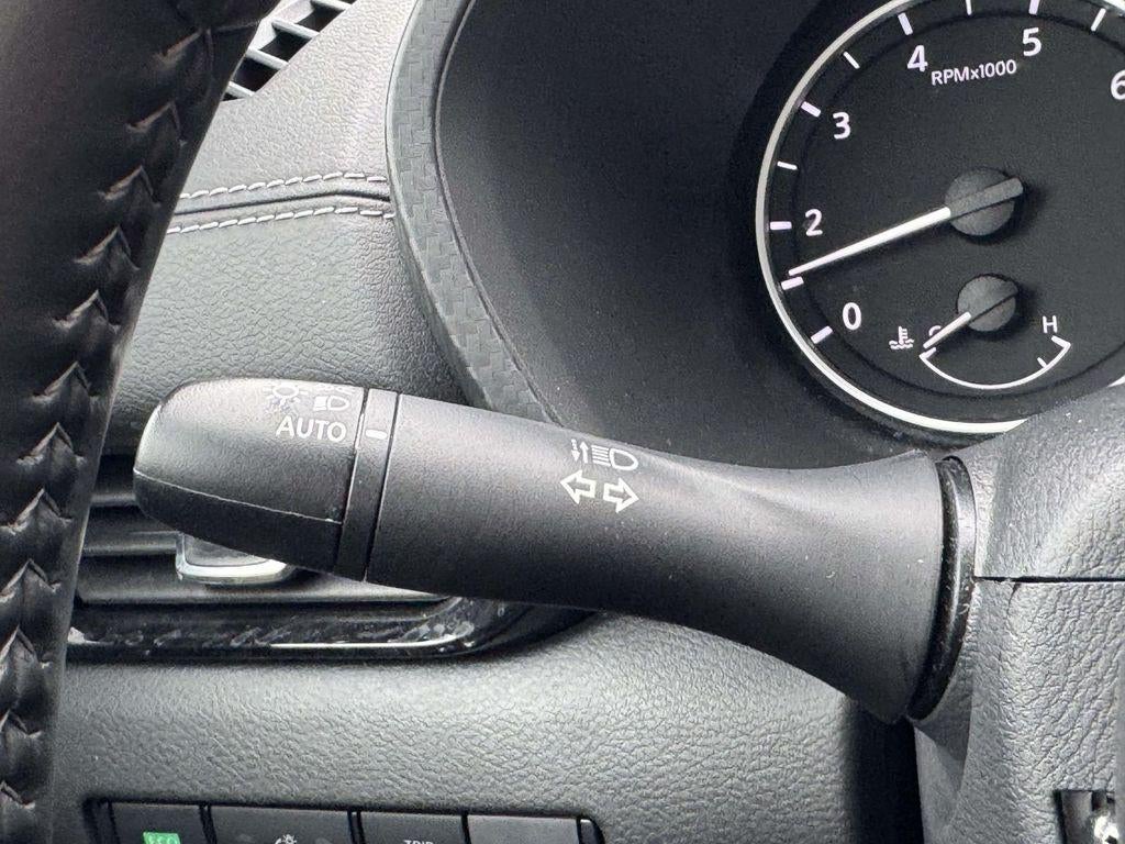 2023 Nissan Sentra SV Xtronic CVT