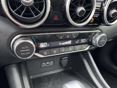 2023 Nissan Sentra SV Xtronic CVT