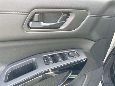 2024 Nissan Pathfinder SV 4WD