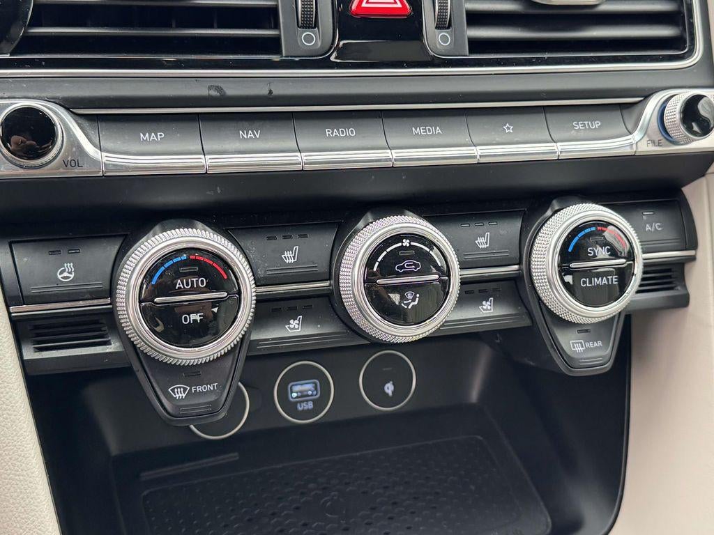 2023 Genesis G70 2.0T AWD