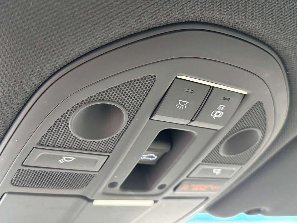 2023 Genesis G70 2.0T AWD