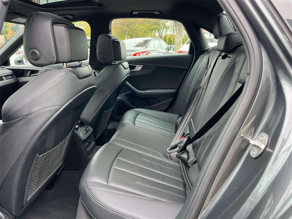 2023 Audi A4 Premium Plus 45 TFSI S line quattro S tronic